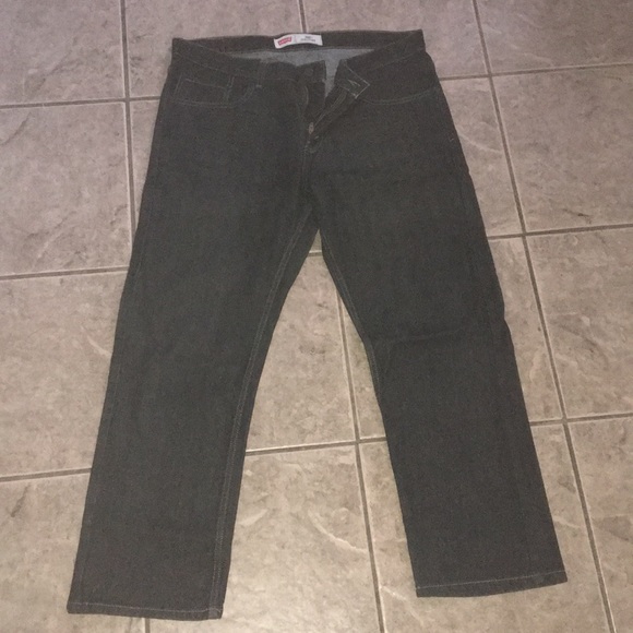 Black Levi jeans - Picture 1 of 4